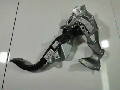 Tweedehands auto-onderdeel KOPPELINGSPEDAAL voor OPEL ZAFIRA / ZAFIRA FAMILY B (A05) 1.7 CDTI (M75) OEM IAM-referenties 13208423  