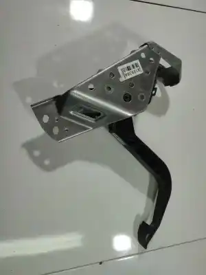 Tweedehands auto-onderdeel KOPPELINGSPEDAAL voor OPEL ZAFIRA / ZAFIRA FAMILY B (A05) 1.7 CDTI (M75) OEM IAM-referenties 13208427  
