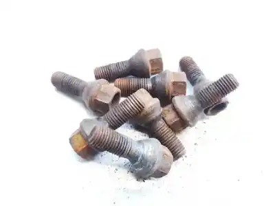 İkinci el araba yedek parçası çeşi̇tli̇ parçalar için bmw 1 (e81) 118 d oem iam referansları 