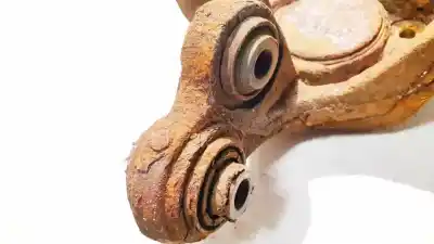 Second-hand car spare part rear left knuckle for kia cee'd fastback (ed) 1.4 oem iam references   