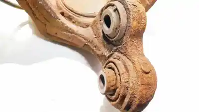 Second-hand car spare part rear right knuckle for kia cee'd fastback (ed) 1.4 oem iam references   