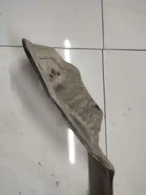 Pezzo di ricambio per auto di seconda mano plastica per toyota ipsum (_m2_) 2.0 d (clm20_) riferimenti oem iam   