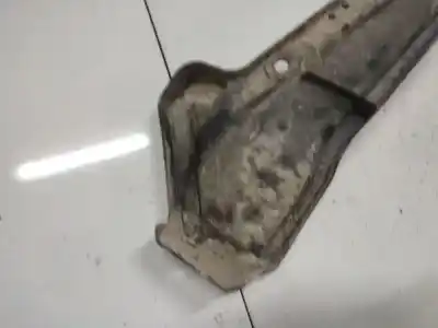 Pezzo di ricambio per auto di seconda mano plastica per toyota ipsum (_m2_) 2.0 d (clm20_) riferimenti oem iam   