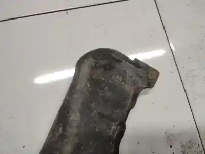 Pezzo di ricambio per auto di seconda mano plastica per toyota ipsum (_m2_) 2.0 d (clm20_) riferimenti oem iam   