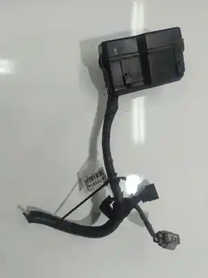 Peça sobressalente para automóvel em segunda mão caixa de fusíveis e relés por toyota corolla verso (zer_, zze12_, r1_) 2.0 d-4d (cur10_) referências oem iam 