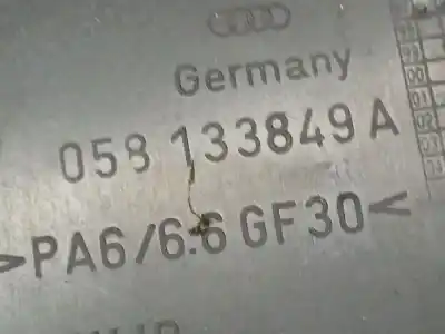 Pezzo di ricambio per auto di seconda mano plastica per audi a4 b5 (8d2) 1.8 riferimenti oem iam 058133849a  058133849a