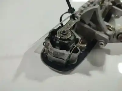 Pezzo di ricambio per auto di seconda mano maniglia esterna anteriore destra per mazda premacy (cp) 2.0 td riferimenti oem iam   