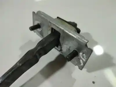 Second-hand car spare part hinge for mazda premacy (cp) 2.0 td oem iam references   