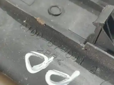 Pezzo di ricambio per auto di seconda mano plastica per mazda premacy (cp) 2.0 td riferimenti oem iam c10057041  c100-57-041