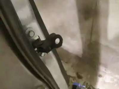 Tweedehands auto-onderdeel scharnier voor honda fr-v (be) 2.0 (be3) oem iam-referenties 