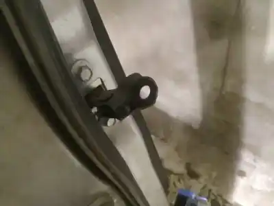 Second-hand car spare part hinge for honda fr-v (be) 2.0 (be3) oem iam references   