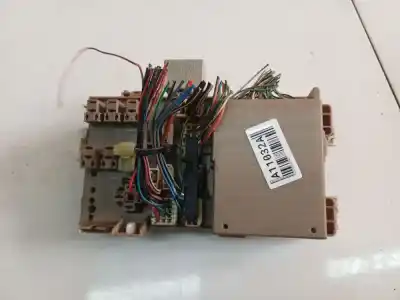Peça sobressalente para automóvel em segunda mão caixa de fusíveis e relés por toyota corolla sedán (_e12_) 1.4 vvt-i (zze120_) referências oem iam 8264102040