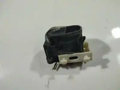Peça sobressalente para automóvel em segunda mão BOTÃO / INTERRUPTOR ELEVADOR VIDRO DIANTEIRO ESQUERDO por MERCEDES-BENZ CLASE C (W203) C 180 (203.035) Referências OEM IAM   