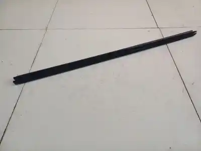 Peça sobressalente para automóvel em segunda mão PLÁSTICOS por SKODA SUPERB, II 2013.06 - 2015.06 FACELIFT 1.6 TDI 77KW 2013.06 - 2015.06 Referências OEM IAM 3T0837479  