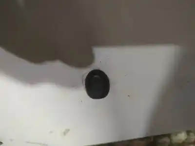 Peça sobressalente para automóvel em segunda mão plásticos por citroen c3 ii (sc_) 1.4 hdi 70 (sc8hzc, sc8hr0, sc8hp4) referências oem iam 