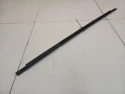 Pezzo di ricambio per auto di seconda mano plastica per mazda premacy (cp) 2.0 td riferimenti oem iam   