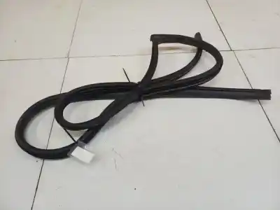 Pezzo di ricambio per auto di seconda mano gomma contorno porta per mazda premacy (cp) 2.0 td riferimenti oem iam   