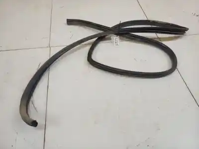 Pezzo di ricambio per auto di seconda mano gomma contorno porta per mazda premacy (cp) 2.0 td riferimenti oem iam   