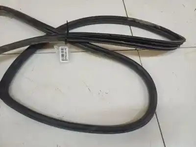 Pezzo di ricambio per auto di seconda mano gomma contorno porta per mazda premacy (cp) 2.0 td riferimenti oem iam   