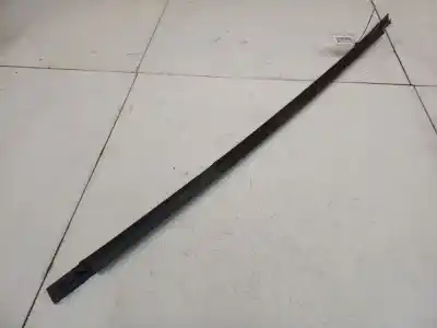 Pezzo di ricambio per auto di seconda mano plastica per mazda premacy (cp) 2.0 td riferimenti oem iam   