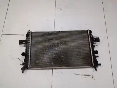 Peça sobressalente para automóvel em segunda mão radiador de água por opel astra h (a04) 1.6 (l48) referências oem iam 