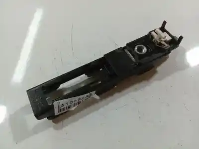 Gebrauchtes Autoersatzteil GÜRTELHAKEN VORN LINKS zum SKODA SUPERB I (3U4) 2.0 TDI OEM-IAM-Referenzen 3B0857819E  