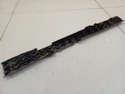 Pezzo di ricambio per auto di seconda mano plastica per mazda premacy (cp) 2.0 td riferimenti oem iam c10068h40  c10068h40