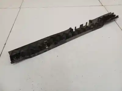 Pezzo di ricambio per auto di seconda mano plastica per mazda premacy (cp) 2.0 td riferimenti oem iam c10068h40  c10068h40