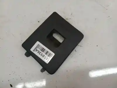 Pezzo di ricambio per auto di seconda mano plastica per mazda premacy (cp) 2.0 td riferimenti oem iam cb0755551  cb0755551