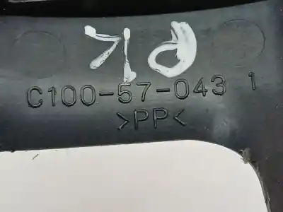 Pezzo di ricambio per auto di seconda mano plastica per mazda premacy (cp) 2.0 td riferimenti oem iam c10057043  c100-57-043