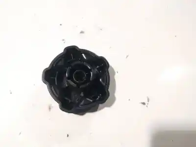 Pezzo di ricambio per auto di seconda mano plastica per ford focus iii 1.6 tdci riferimenti oem iam   