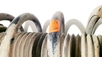 Second-hand car spare part shock absorber spring for mazda 5 (cr19) 2.0 cd (cr19) oem iam references   
