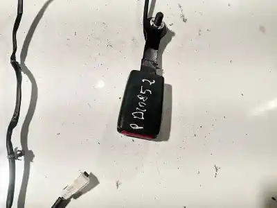 Pièce détachée automobile d'occasion boucle de ceinture de sécurité avant droit pour nissan note (e11, ne11) 1.5 dci références oem iam   