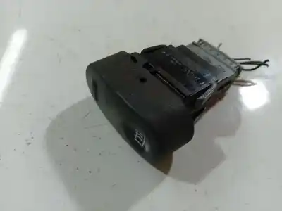 Peça sobressalente para automóvel em segunda mão trocar por renault thalia 2000 - 2010 1.4 55kw 2000 - 2010 referências oem iam 