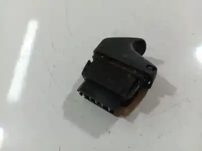 Second-hand car spare part left front power window switch for renault thalia 2000 - 2010 1.4 55kw 2000 - 2010 oem iam references   