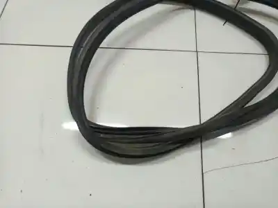 Peça sobressalente para automóvel em segunda mão junta vedante da porta por renault thalia 2000 - 2010 1.4 55kw 2000 - 2010 referências oem iam   