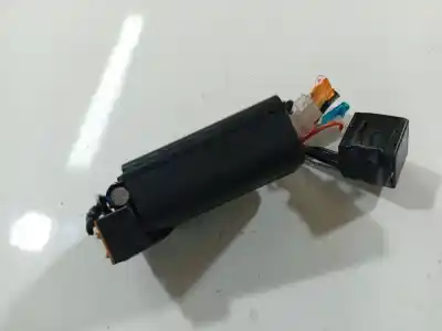 Second-hand car spare part fuse box unit for renault thalia 2000 - 2010 1.4 55kw 2000 - 2010 oem iam references   