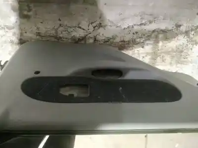 Peça sobressalente para automóvel em segunda mão forra / revestimento da porta dianteira esquerda por renault thalia 2000 - 2010 1.4 55kw 2000 - 2010 referências oem iam 