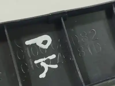 Second-hand car spare part plastics for mazda premacy (cp) 2.0 td oem iam references c100668d82  c100668d82, c14581d