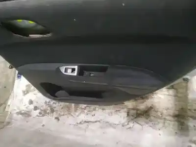 Pièce détachée automobile d'occasion garniture de porte arrière droite pour honda fr-v (be) 2.0 (be3) références oem iam 