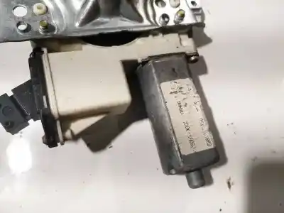 Peça sobressalente para automóvel em segunda mão motor elevador vidro dianteiro direito por toyota corolla sedán (_e12_) 1.4 vvt-i (zze120_) referências oem iam 9920463100
