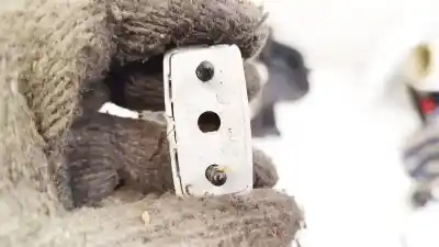 Pezzo di ricambio per auto di seconda mano pezzi vari per audi a4 b5 (8d2) 1.9 tdi riferimenti oem iam 443857502b  