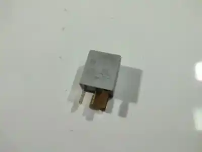 Pezzo di ricambio per auto di seconda mano relè per toyota avensis (_t25_) 2.0 d-4d (cdt250_) riferimenti oem iam 9008087019