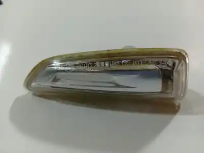 Tweedehands auto-onderdeel rechter zijlamp voor opel astra j (p10) 1.4 turbo (68) oem iam-referenties 13273104