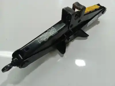 Second-hand car spare part JACK for TOYOTA AVENSIS (_T25_) 2.0 D-4D (CDT250_) OEM IAM references 0911105010  