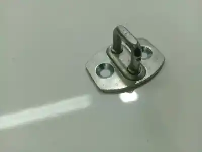 Pezzo di ricambio per auto di seconda mano pezzi vari per toyota avensis (_t25_) 2.0 d-4d (cdt250_) riferimenti oem iam 