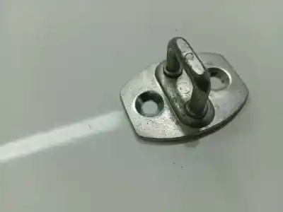 Pezzo di ricambio per auto di seconda mano pezzi vari per toyota avensis (_t25_) 2.0 d-4d (cdt250_) riferimenti oem iam 