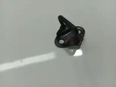 Pezzo di ricambio per auto di seconda mano plastica per toyota avensis (_t25_) 2.0 d-4d (cdt250_) riferimenti oem iam 