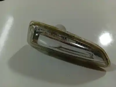 Tweedehands auto-onderdeel linker zijlamp voor opel astra j (p10) 1.4 turbo (68) oem iam-referenties 13273103