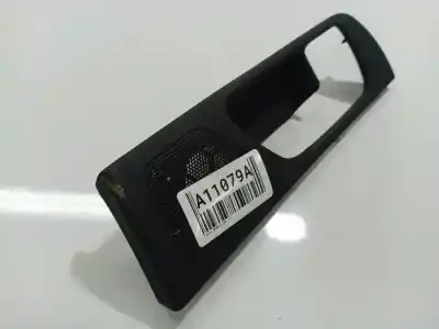 Pezzo di ricambio per auto di seconda mano plastica per toyota avensis (_t25_) 2.0 d-4d (cdt250_) riferimenti oem iam 6761705030